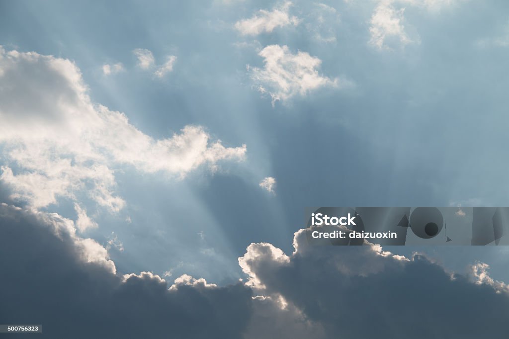 Il Cloud - Foto stock royalty-free di A mezz'aria