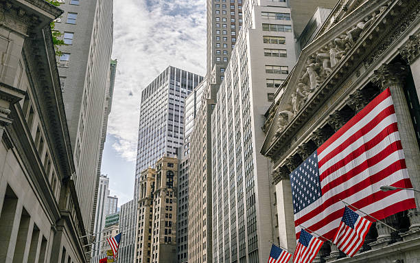 new york stock exchange - wall street new york stock exchange stock exchange street zdjęcia i obrazy z banku zdjęć