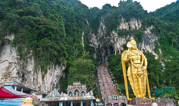 istock Batu Caves Malaysia Gold Statue 500787227