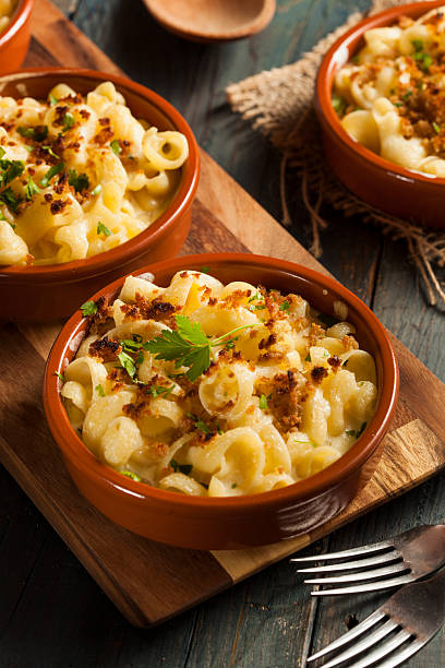 istock Baked Homemade Macaroni and Cheese 500802361