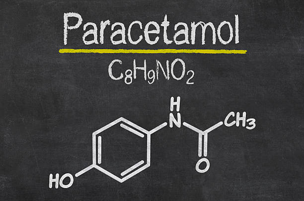 istock Blackboard with the chemical formula of Paracetamol 500807596