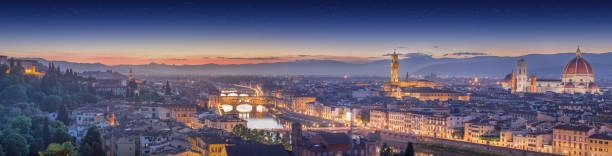 istock Arno River and Ponte Vecchio at sunset, Florence 500828313