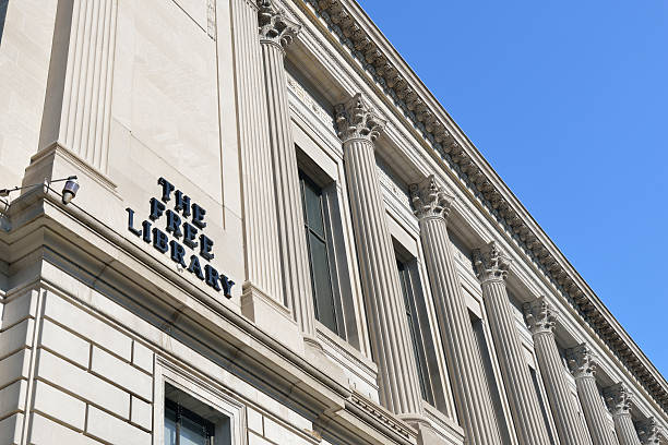 istock Free Library in Philadelphia 500830795