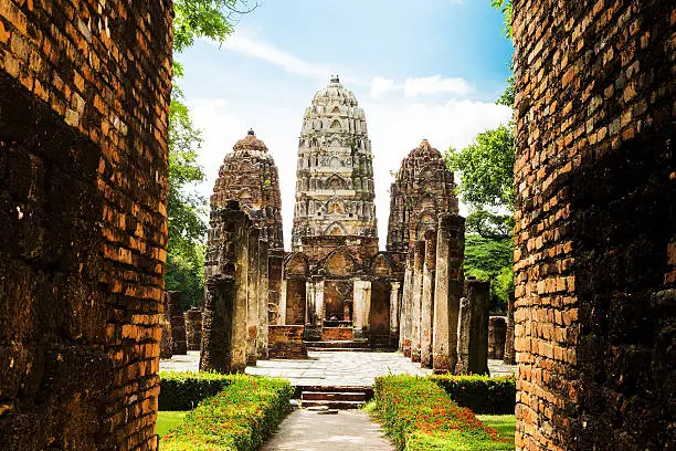 Wat Si Sawai , Shukhothai Historical Park, Thailand