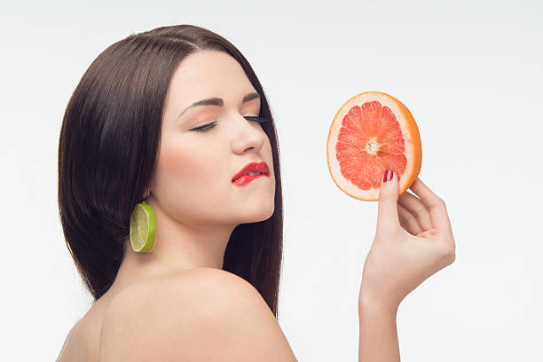 istock woman with fruits 500850381