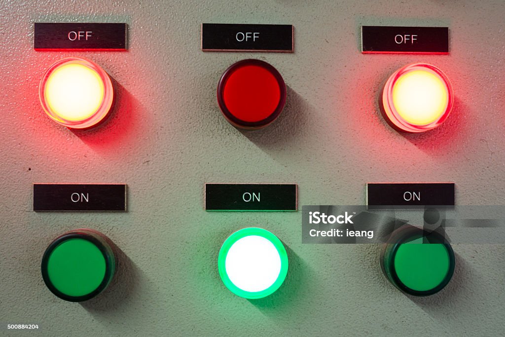 На пульте горит красная кнопка. Индикаторная панель jcc7816. Индикатор лампа (красно-зеленый) 230в. Световые индикаторы nice Rd 400. Панель управления с индикатором.