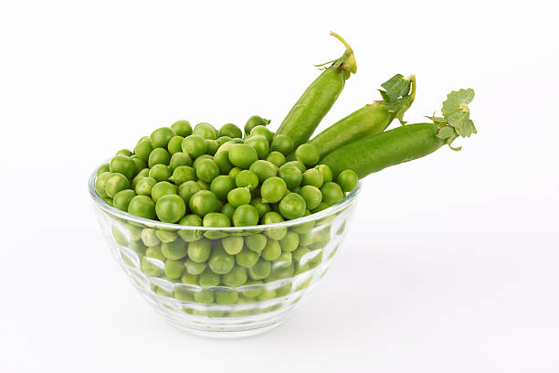 vagem de ervilha - green pea pea pod salad legume imagens e fotografias de stock