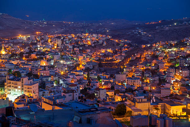 wieczorem dzielnicy wśród hiils, bethlehem - jerusalem israel skyline panoramic zdjęcia i obrazy z banku zdjęć