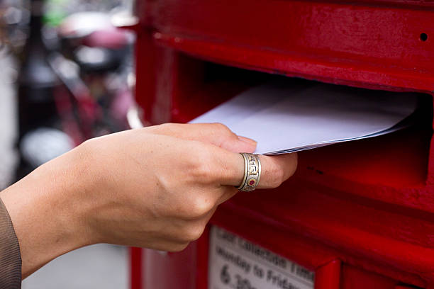 publicação de letras - sending mail - fotografias e filmes do acervo