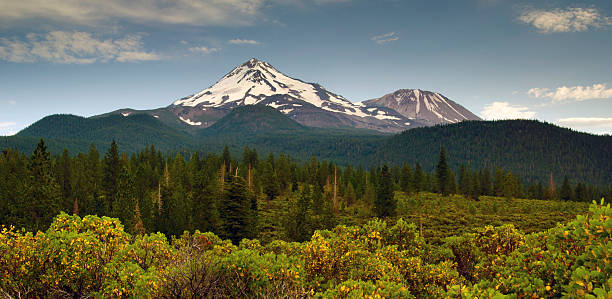 istock Mount Shasta and Shastina 500992256