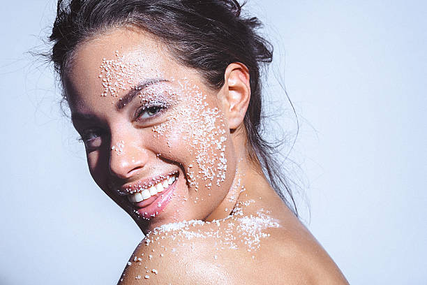 뷰티 인물사진 젊은 여자의 깨끗하다 건강한 피부를 - women spa treatment happiness human face 뉴스 사진 이미지
