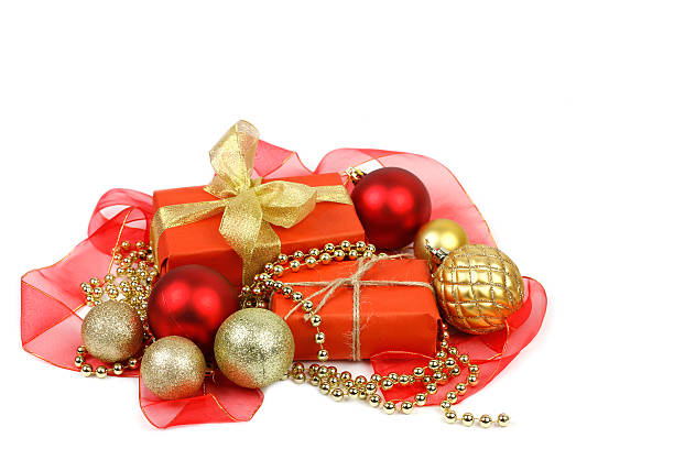istock Christmas red, gold balls and gifts boxes 501039552
