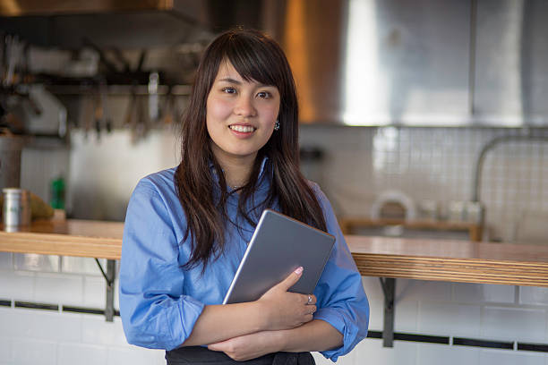 istock Working woman in cafe 501039644