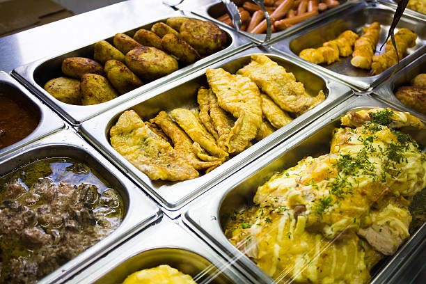 istock Counters with meat dishes in a cafe 501118390