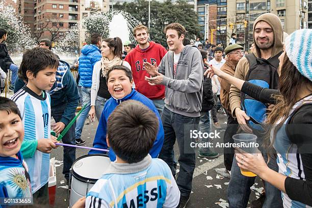 World Cup Fanów Zebrać Aby Świętować W Kordoba - zdjęcia stockowe i więcej obrazów Argentyna - Argentyna, Cordoba - Argentyna, Fan