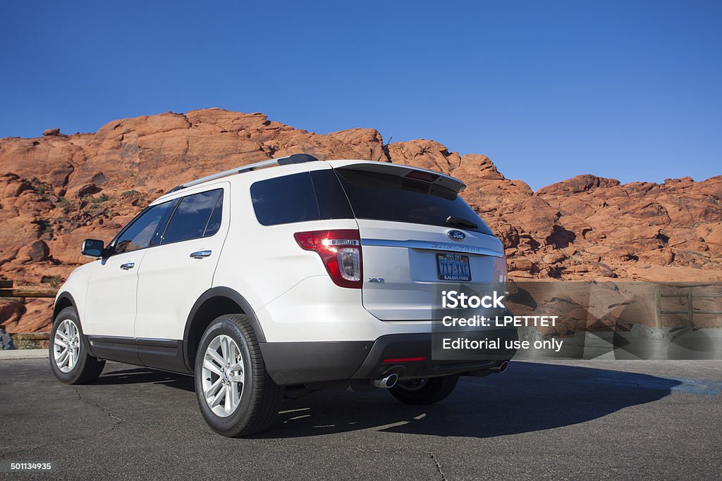 Ford Explorer - Foto stock royalty-free di Ambientazione esterna