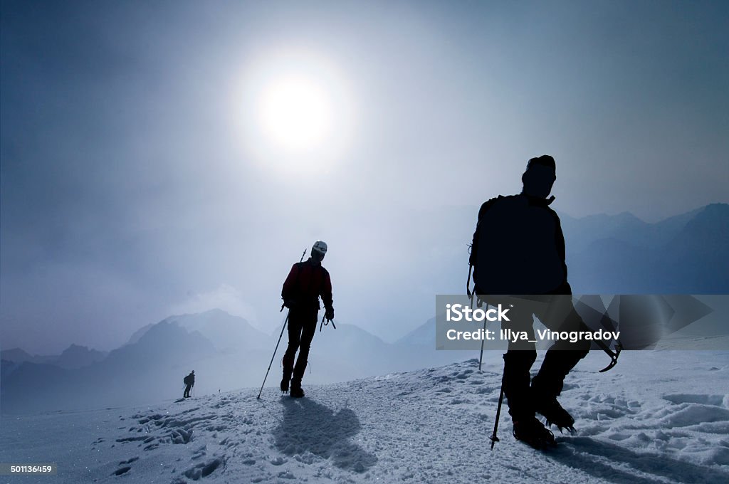 Team der Bergsteiger auf dem mountain-pass - Lizenzfrei Berg Stock-Foto