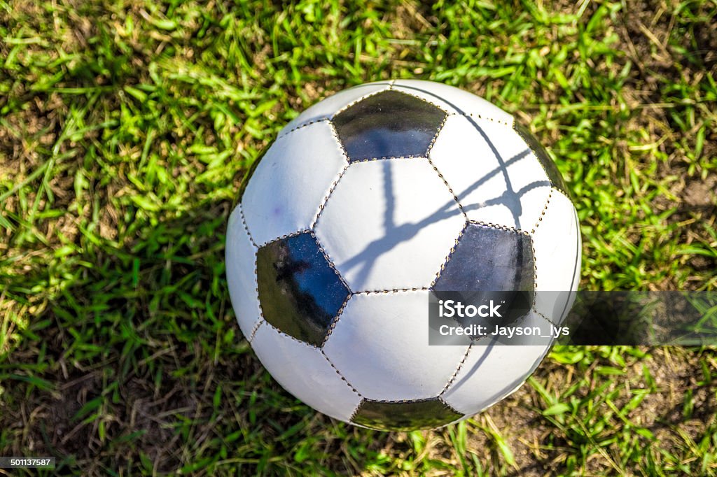 Pallone da calcio - Foto stock royalty-free di Adulto