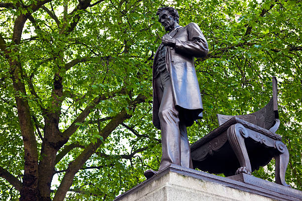 istock Abraham Lincoln Statue in London 501138189
