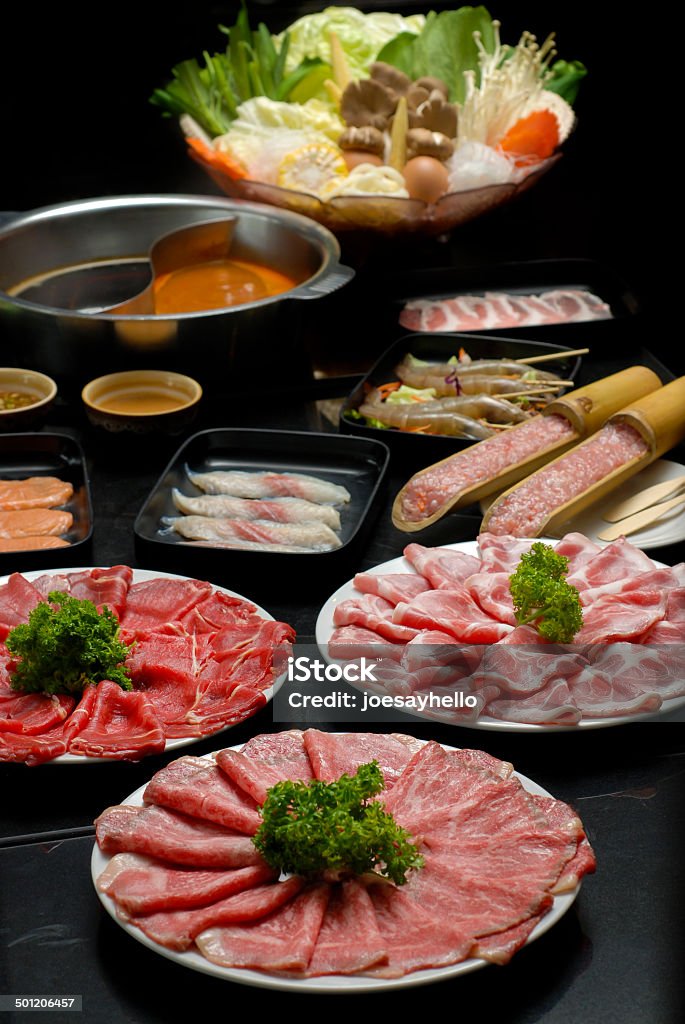 Sukiyaki fatias de carne de porco fresca e Legumes - Royalty-free Marisco Foto de stock