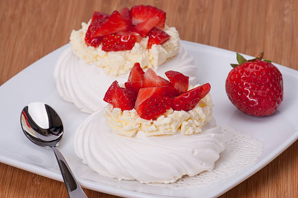 istock Strawberry Meringues Dessert Pavlova 501209479