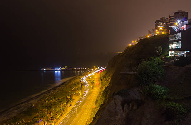 istock Night view of the Chorrillos Bay in Lima, Peru 501288562