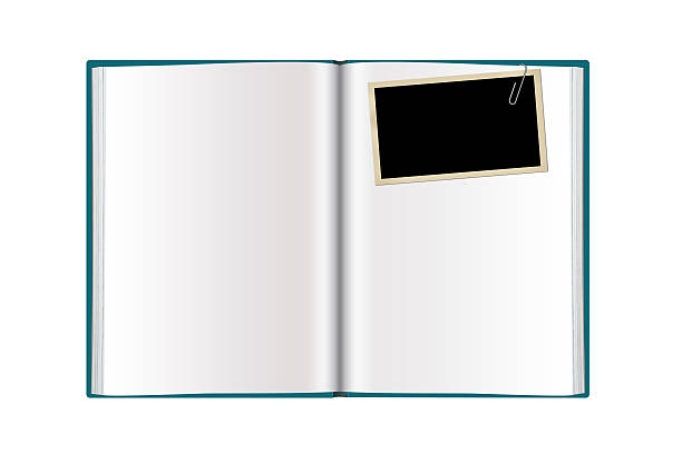 illustrazioni stock, clip art, cartoni animati e icone di tendenza di libro aperto con vuoto foto su sfondo bianco. - book photo album publication open