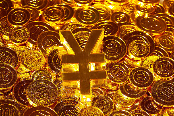 3 d icono ¥rmb en pila de monedas de oro - number 10 flash fotografías e imágenes de stock