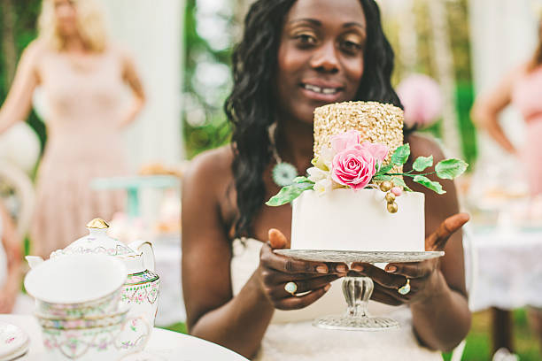 istock Beautiful woman with beautiful cake 501364923