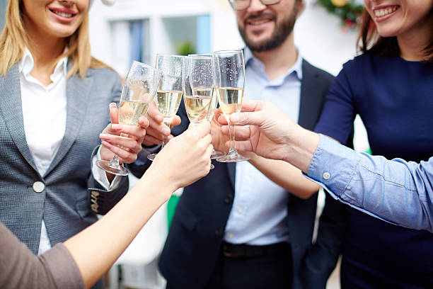 boże narodzenie clink - party business toast champagne zdjęcia i obrazy z banku zdjęć