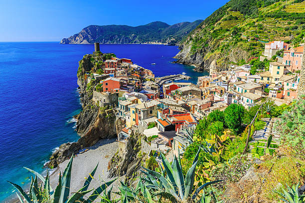 istock Cinque Terre, Vernazza. Italy 501461004