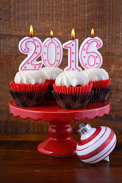 istock Happy New Year 2016 Cupcakes 501482120