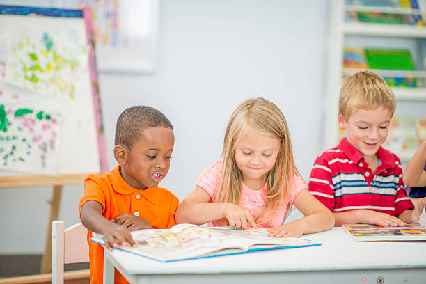 istock Looking at Picture Books Together 501514920