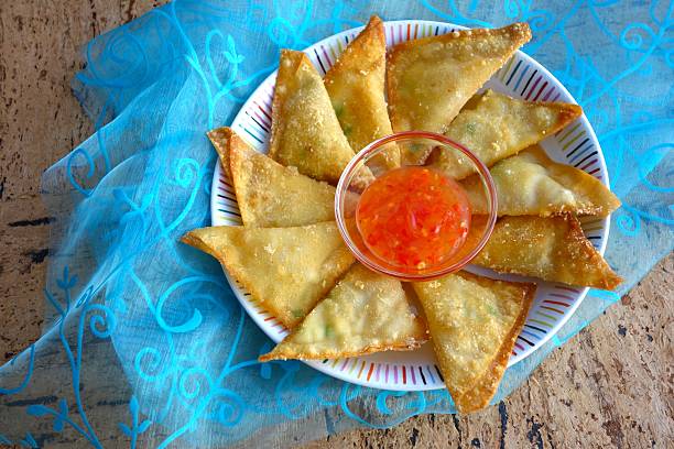 istock Fried wontons with sweet chili sauce 501519944