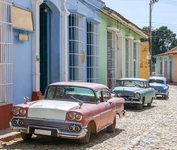 istock classic cars in Cuba 501520422