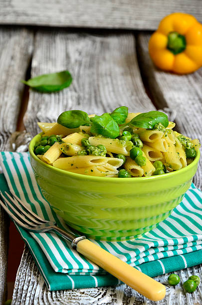 istock Penne with pesto and green peas. 501530137
