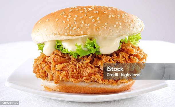 Zinger Burger 5 - Fotografias de stock e mais imagens de Sanduíche - Sanduíche, Maionese, Hambúrguer - Comida
