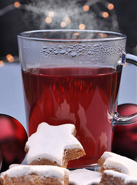 coloque o kettle - rooibos tea red indoors still life - fotografias e filmes do acervo