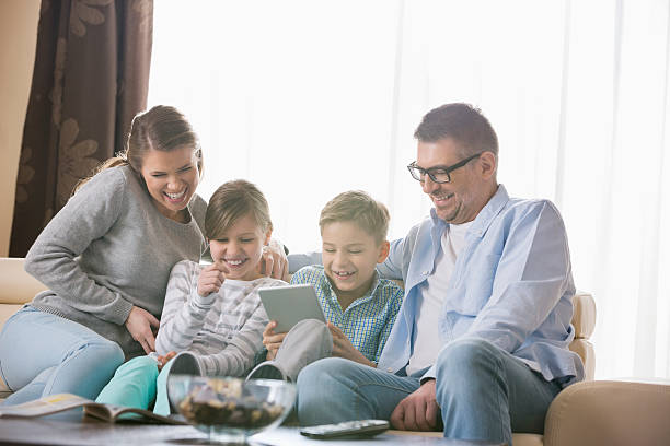 istock Family at home 501547953