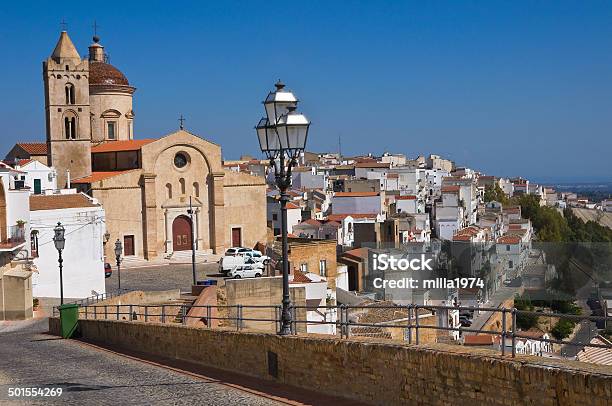 Vista Panorâmica De Pisticci Basilicata Itália - Fotografias de stock e mais imagens de Aldeia - Aldeia, Ao Ar Livre, Arquitetura