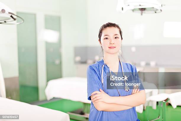 Foto de Retrato Do Leste Asiático Médico Feminino e mais fotos de stock de 20 Anos - 20 Anos, 25-30 Anos, Adulto