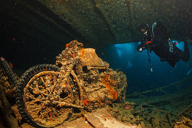 istock Underwater Ship Wreck Diving  SS Thistlegorm    BSA M20 motorcycle 501655510