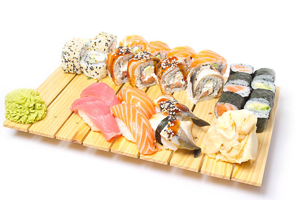 istock Salmon shashlik isolated on white background 501665003