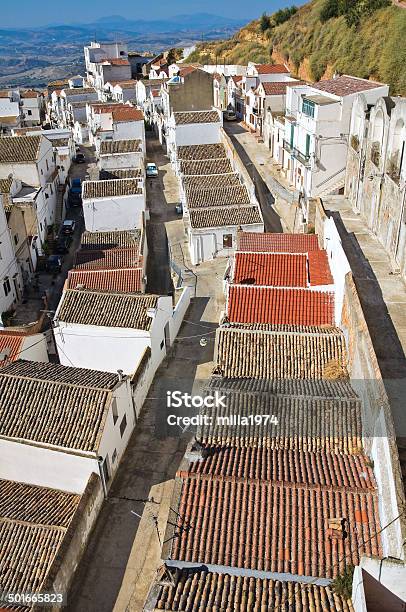 Vista Panorámica De Pisticci Basilicata Italia Foto de stock y más banco de imágenes de Aire libre - Aire libre, Aldea, Arquitectura