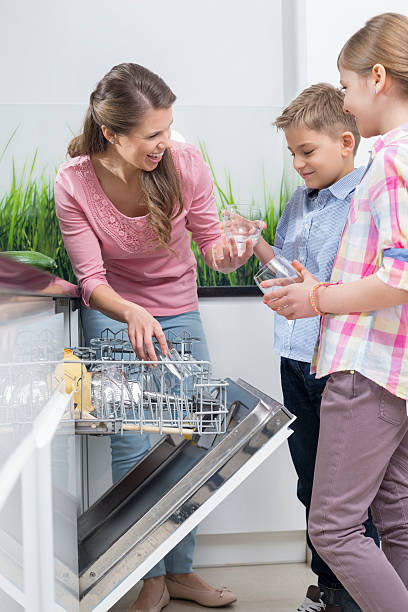 istock Family in the Kitchen 501691031