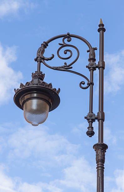 istock Off Street Light of Day - Farola Apagada de Di­a 501706844