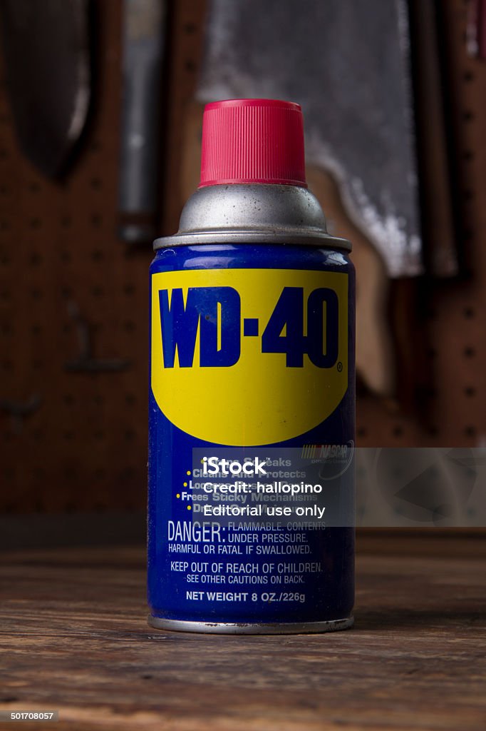 WD - 40 aceite - Foto de stock de Fotografía - Imágenes libre de derechos
