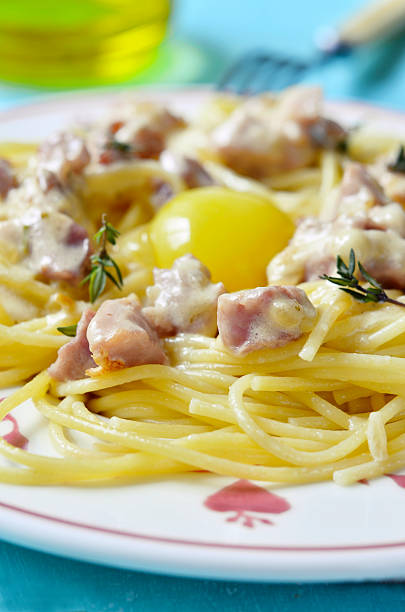 istock Traditional italian spaghetti carbonara. 501749450
