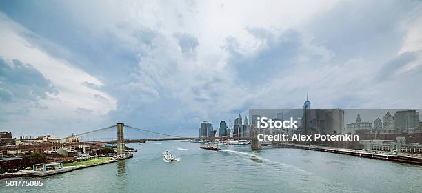 Foto de Manhattan Vista Da Ponte De Manhattan e mais fotos de stock de Manhattan - Manhattan, Silhueta urbana, Arranha-céu