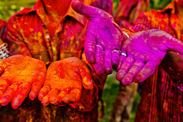 istock Holi festival hands in India 501775918